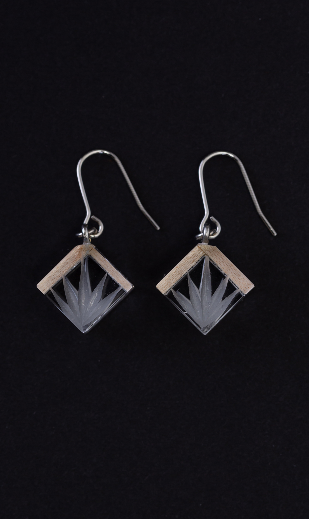 KITOKIRIKO Earrings(bamboo leaves)