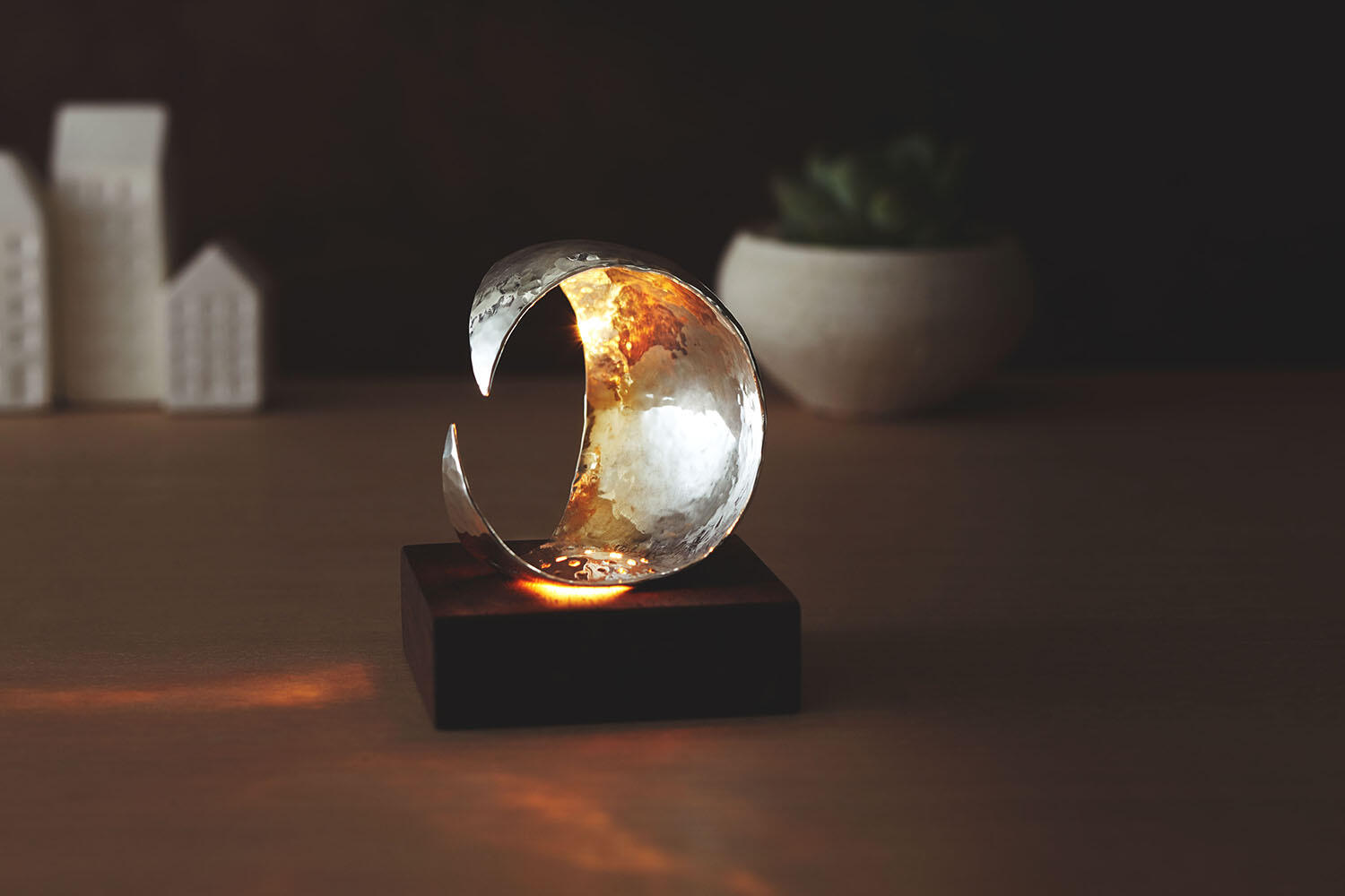 Image: 2025 Excellence Award<br> GINOLUA<br> Soutatsu Artcraft Co., Ltd. 