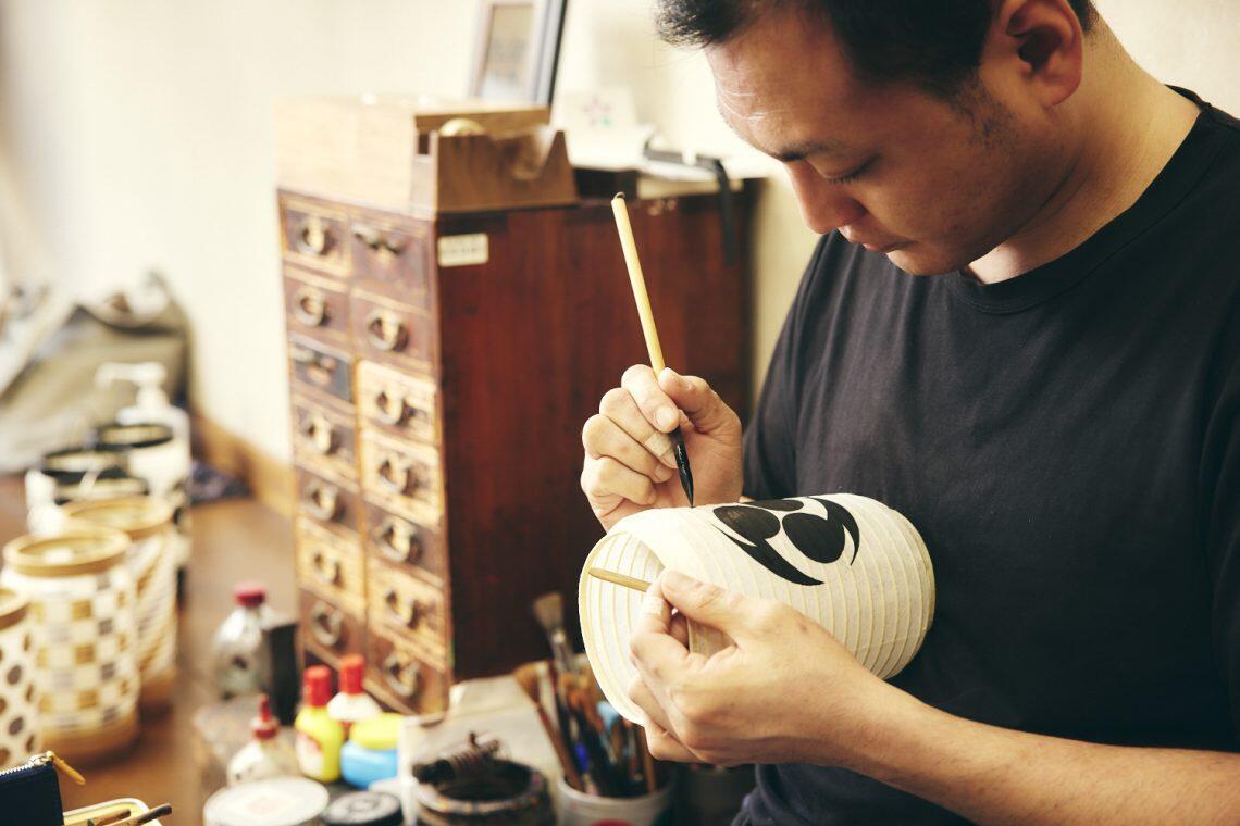 Image:Namidabashi Oshimaya Lantern Shop